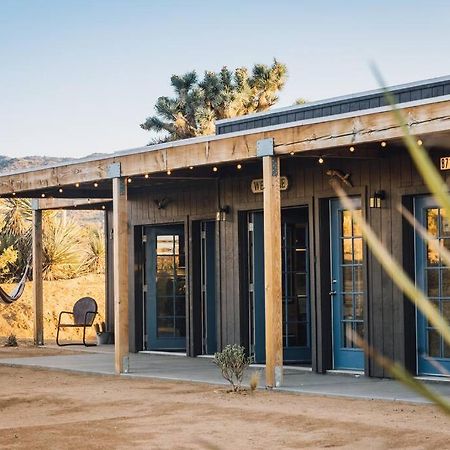 Joshua Tree Hidden Tower * Views - Landmark Yucca Valley Exterior photo