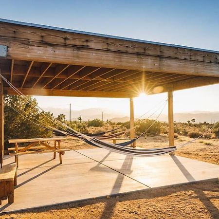 Joshua Tree Hidden Tower * Views - Landmark Yucca Valley Exterior photo