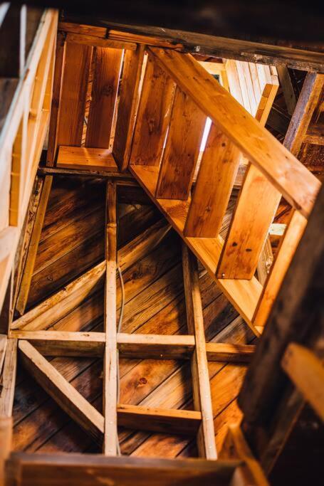 Joshua Tree Hidden Tower * Views - Landmark Yucca Valley Exterior photo