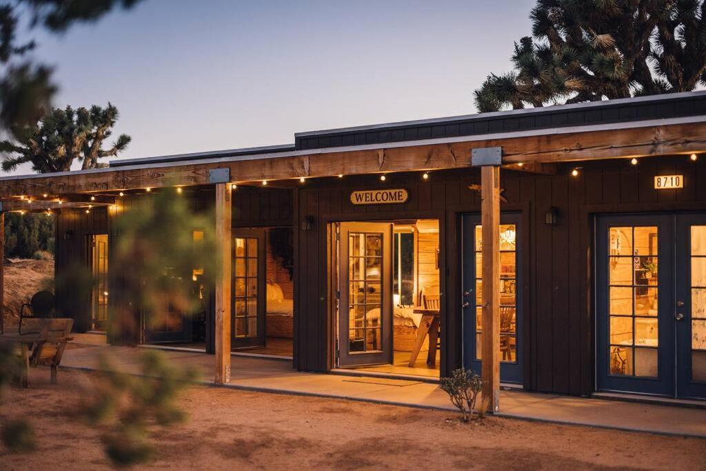 Joshua Tree Hidden Tower * Views - Landmark Yucca Valley Exterior photo